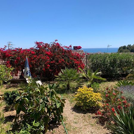 Precioso Apartamento Con Vista Al Mar Calafell Buitenkant foto