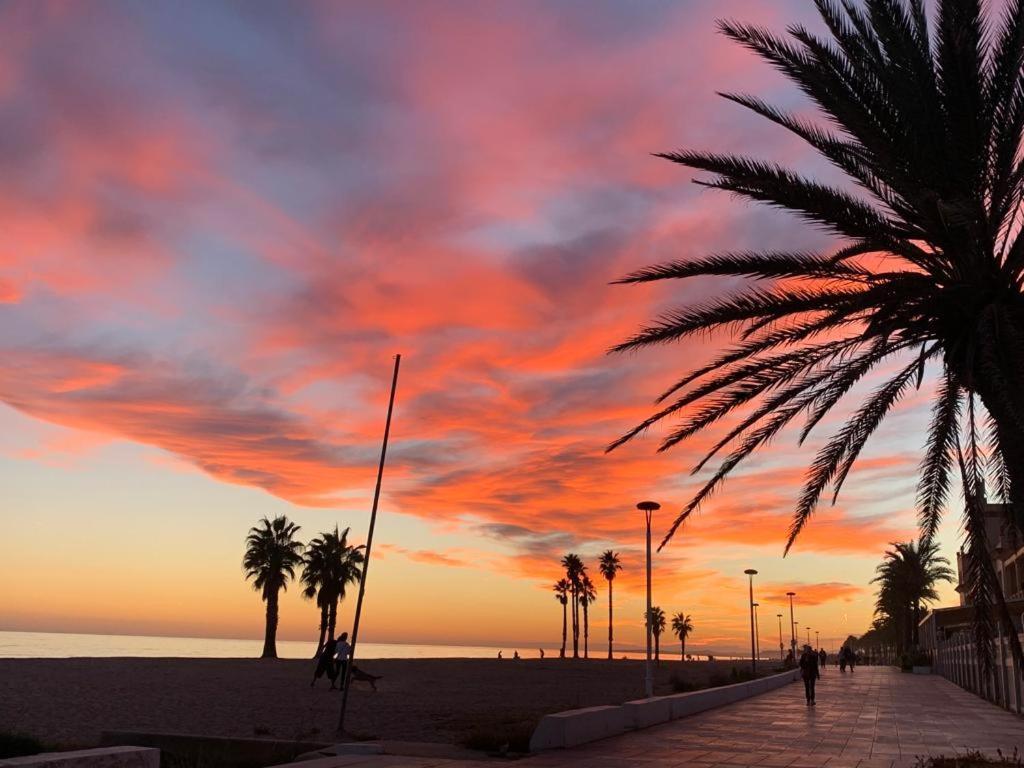 Precioso Apartamento Con Vista Al Mar Calafell Buitenkant foto